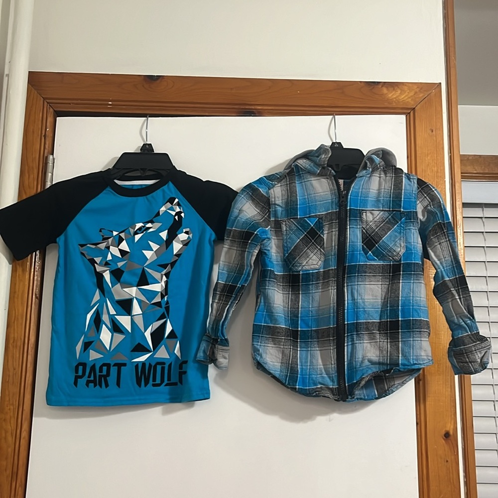 Wonder Nation 2 Piece Shirt Set XS (4-5) color blue black grey